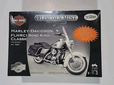 Testors Lincoln Mint Harley-Davidson FLHRCI Road King Classic 1/6 Scale Model - Image 1 of 4