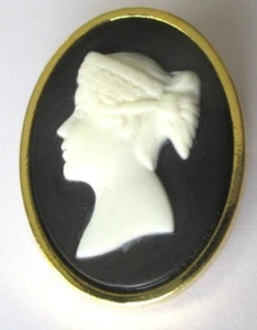 Élégante broche couleur or camée beige et noir buste femme bijou vintage 2388 - Imagen 1 de 5