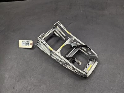 Soporte tapa reposabrazos consola central 2018 Audi Q3 8U0864283A6PS 2015 2016 2017 Foto 1 de 4