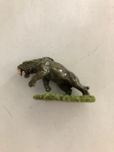 Custom Painted Metal Miniature Ral Partha Sabertooth Tiger Dungeons & Dragons - Picture 1 of 3