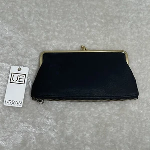 Urban Expressions Women Black Vegan Leather Classic Kiss-Lock Zipper Clutch New - Picture 1 of 7
