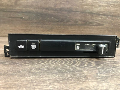 Caravan, Voyager, Town & Country, 1991, 1992, 1993, Rear Fan Control Switch - Image 1 of 4