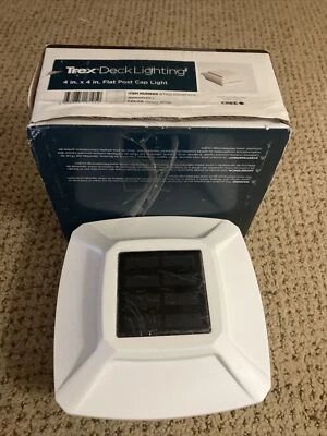 TREX DECK FLAT LED POST CAP LIGHT - CLASSIC WHITE 4×4  - Image 1 of 3