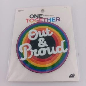 Aplique de parche Pride - One Together - LGBTQIA - Out and Proud - Planchar - Imagen 1 de 2
