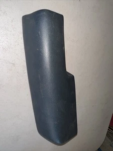 1991-1996 Chevrolet Impala Caprice Classic Passenger Side Front Door Arm Rest - Picture 1 of 10