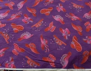 1 1/3 Yards+ Marcus Brothers RED HAT SOCIETY Print FABRIC Cotton Metallic Gold - Picture 1 of 1