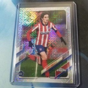 2021 Topps Chrome UEFA Japan Edition Sergio Camello Mojo RC #77 NM/M - Bild 1 von 2