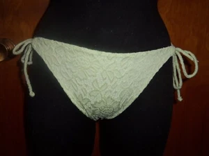 Victoria's Secret String-Bikiniunterteil Spitze gehäkelt gelb seitlich zum Binden S/P - Bild 1 von 6