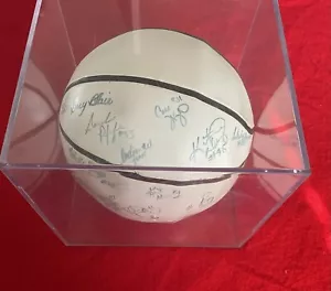 2001-02 Arkansas Lady Razorbacks Team Signed Basketball Gary Blair, S. Christon - Picture 1 of 6