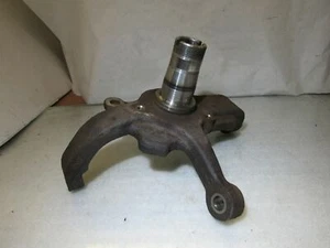 Isuzu Trooper Duty 98-02 3.0 links Vorderachse Radnabenaufnahme Achsschenkel - Bild 1 von 8