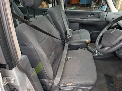 RENAULT ESPACE MK4 Ph2 J81 Right Front Seat Only - Image 1 of 4