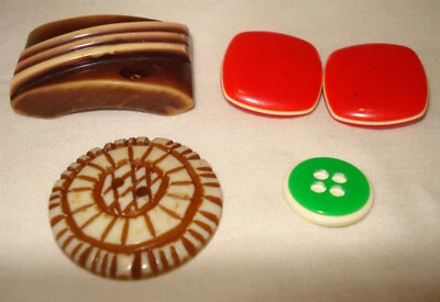 Vintage Bakelite Catalin Plastic Brown Chunky Red White Square Sewing Buttons - Image 1 of 4
