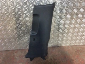 VW Golf Mk5 5 Door  Right Side Lower Internal B Pillar Trim Black 1K4867297J - Picture 1 of 7