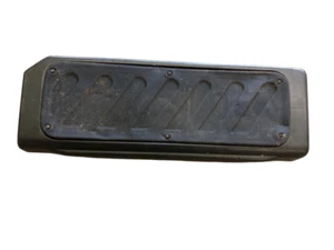 Land Rover Discovery 2 99-04 OEM Black Cargo Door Speaker Cover Rear - Picture 1 of 2