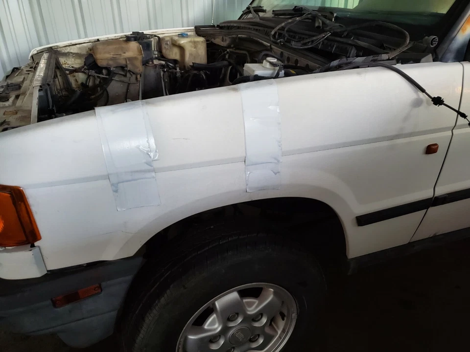 1994 1995 1996 1997 1998 LAND ROVER DISCOVERY LEFT DRIVER FENDER - Imagem 1 de 1