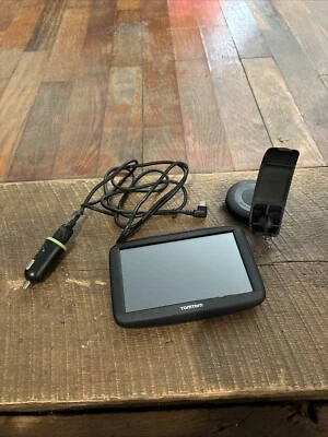 TomTom START 52 4AA53 4AA5.001.00 5-Inch GPS UNIT AND ACCESSORIES Works - Image 1 of 2