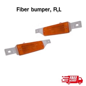 Front bumper turn signal amber for Toyota Pickup RN40 81-84 - Foto 1 di 3