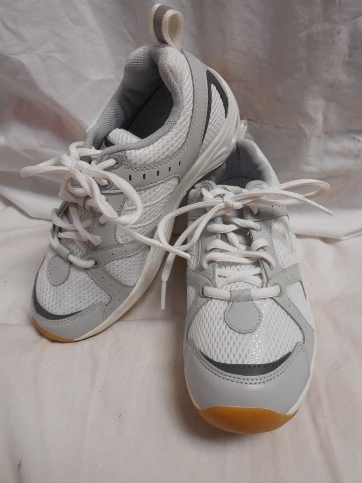 NUEVAS Zapatillas Chung Shi Damas Cómodas Gris/Blanco Cuero/Tela AGR Sello 5 Foto 1 de 4
