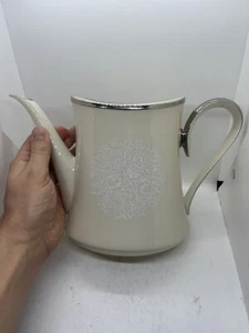 Seltene HTF Lenox Made in USA Mondpun Platin Trim Kaffeekanne/Teekanne nur kein Deckel - Bild 1 von 18