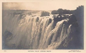Zimbabwe - Victoria Falls, looking South - REAL PHOTO - Publ. Smart & Copley V19 - Picture 1 of 2