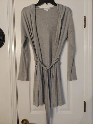 P.J. CÁRDIGAN SALVAGE SUDADERA CON CAPUCHA GRIS CINTURA CORBATA TALLA XS Foto 1 de 3