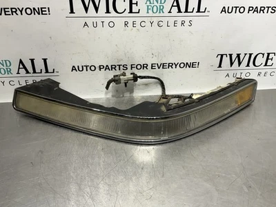 Левый парковочный фонарь со стороны водителя для Buick Reatta 1988-1991 годов выпуска от оригинального производителя - Изображение 1 из 4