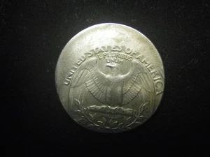 MAJOR Mint Error Coin - 1983 Washington Quarter - Offset Off Center Strike - Picture 1 of 6
