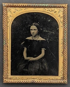 VICTORIAN NINTH PLATE AMBROTYPE OF YOUNG GIRL c1860 - Picture 1 of 4