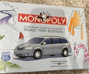 USAOpoly Monopoly Monopoly - Chrysler Town & Country Road Trip Ed SW - Foto 1 di 2