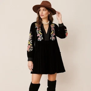 234. Free People Tunika-Kleid Mia schwarz Samt bestickt Blumen XS - Bild 1 von 11