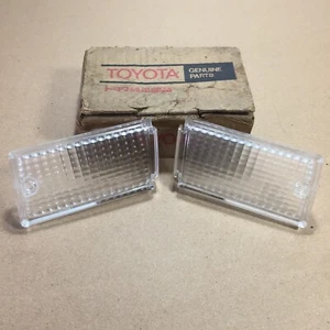 Toyota Crown Majesta RS80 MS83 85 88 95 Front Lens Turn Signal Lamp Pair Genuine - Picture 1 of 6