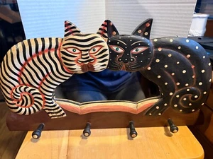 CATS Coat Hat Hanger Rack Wall Mount Wood Hand Painted Carved Kitties MIRROR 17" - Picture 1 of 4