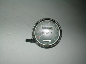 1972 72-73 HONDA CB 350 CB350 TWIN SPEEDOMETER ASSEMBLY 5,877 MILES - Picture 1 of 1