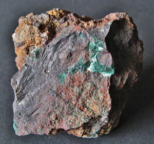 Malachit mit Chalkopyrit in Limonit / Kupferberg b. Letmathe im Sauerland -schön - Bild 1 von 6