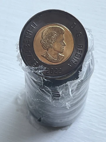 One (1) Uncirculated CANADA 2022 Black Ring $2 Two Dollars Toonie from Mint roll Cover
