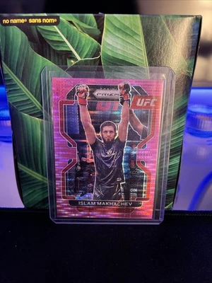2022 Panini Prizm UFC Islam Makhachev PINK PULSAR /42 - Image 1 of 2