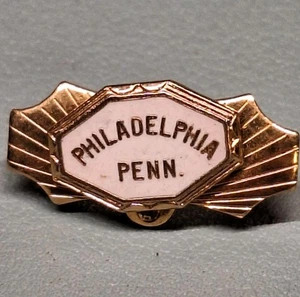 VINTAGE PHILADELPHIA PENNSYLVANIA weiße SOUVENIR ANSTECKNADEL - Bild 1 von 3