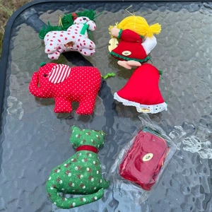 6 Vintage Russ Berrie & Co Handmade Christmas Ornaments From EUC One Still NIB - Picture 1 of 10