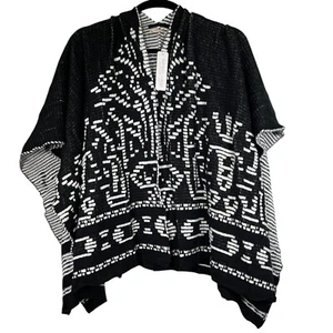 Poncho envolvente tribal de punto elástico azteca negro Soft Surroundings para mujer talla única - Imagen 1 de 15