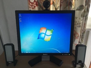Dell Desktop Computer Set-Tower/Monitor/Keyboard/Mouse/Speakers+Logitech WebCam - Picture 1 of 12