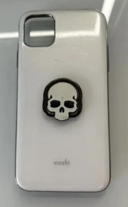 Funda rígida delgada Moshi iGlaze para iPhone 11 Pro Max con soporte para dedos de calavera blanca - Imagen 1 de 10