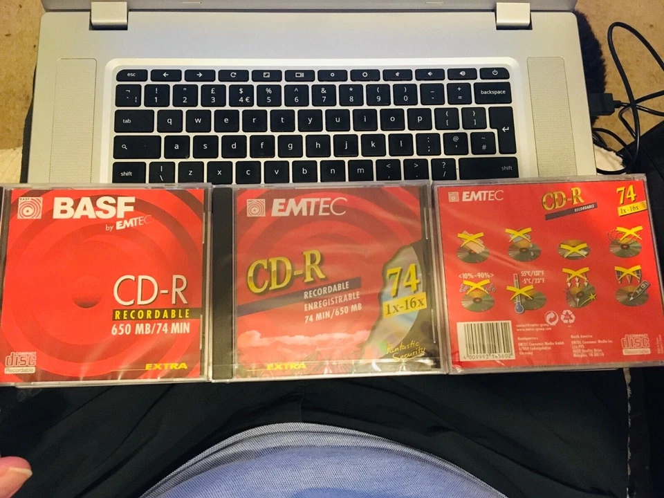 New BASF/EMTEC CD-R 74 MINS 650Mb 1-16x speed discs x3 - Image 1 of 1