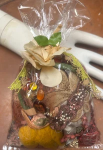 appliques panel trim 30-35pcs tuscan multi as pictured Closeout Sale - Picture 1 of 10