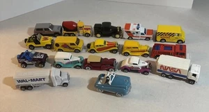Auto Konvolut 16 Lot Diecast Autos Jeep, Bau, Notfall etc. + Walmart Is Pez - Bild 1 von 7