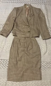 De colección J.G. Traje falda doble botonadura a cuadros marfil tostado gancho para mujer 4 - Imagen 1 de 13
