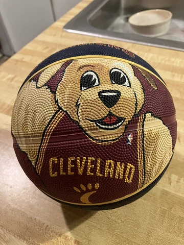 Cleveland Cavaliers Mascot MOONDOG Minuature NBA Basketball Cover