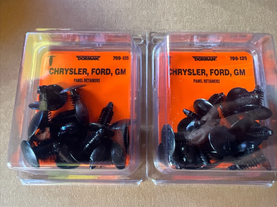 Retenedores de panel Dorman 799-135 paquete de 30 piezas de 2, c Chrysler Ford, GM. Foto 1 de 3