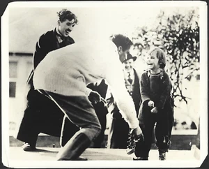 HOLLYWOOD CHARLIE CHAPLIN COMEDIAN ACTOR EXQUISITE 1921 VINTAGE ORIGINAL PHOTO - Picture 1 of 2