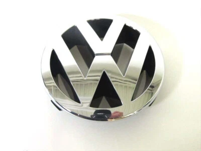 2002-2005 VW Volkswagen Passat FRONT Radiator Grille Emblem OEM 3B0853601CULM - Image 1 of 4