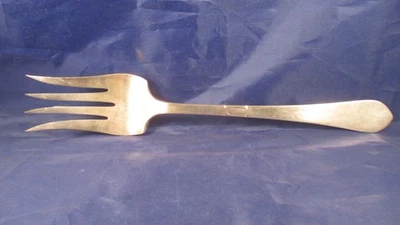 Tenedor de carne Winthrop Silverplate 10" martillado Foto 1 de 4